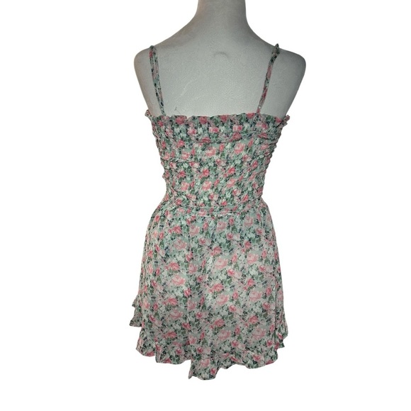 TRIXXI Junior's Romper Flare Floral Lined Size S light green w/ Pink Flowers - Picture 4 of 5